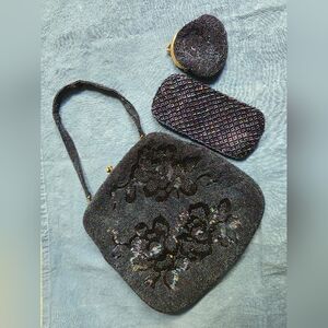 Vintage Beaded Iridescent Kiss Clasp Purse With Coin Purse And Glass Case